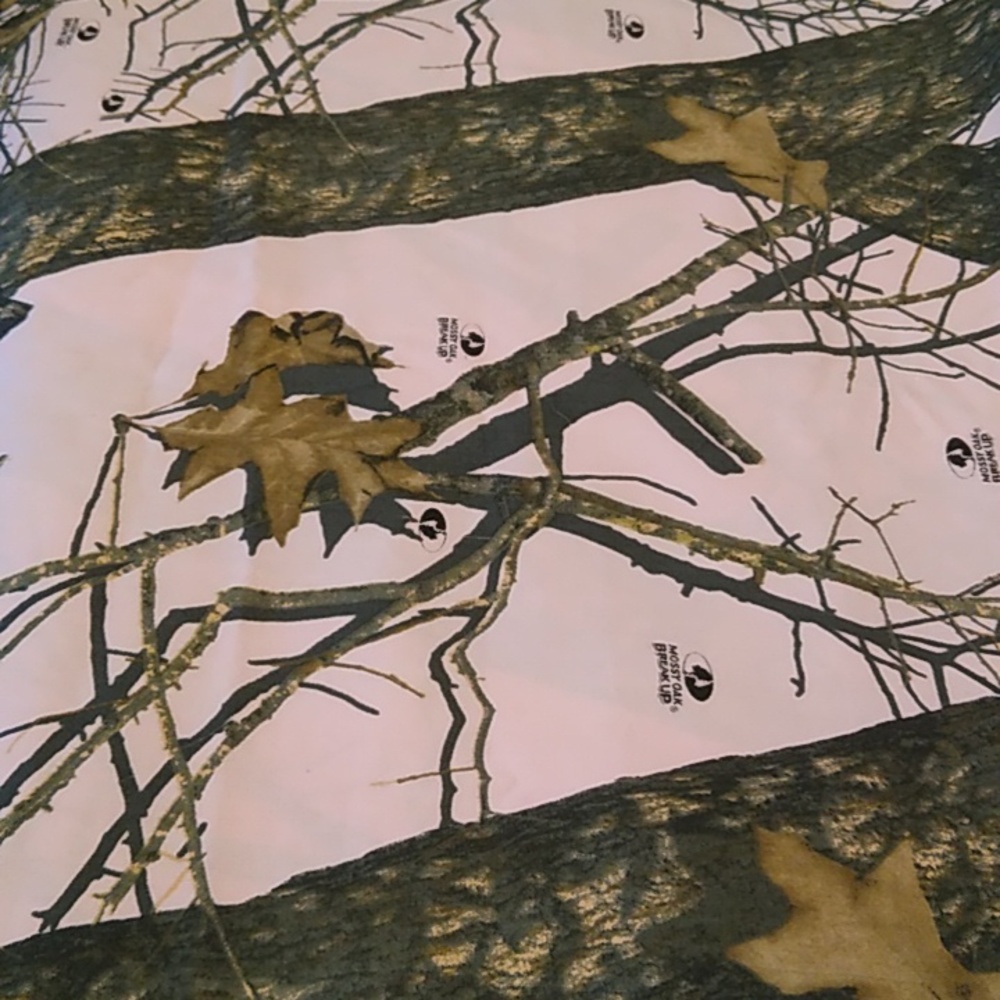 Mossy Oak Break Up Pink Camo Fabric